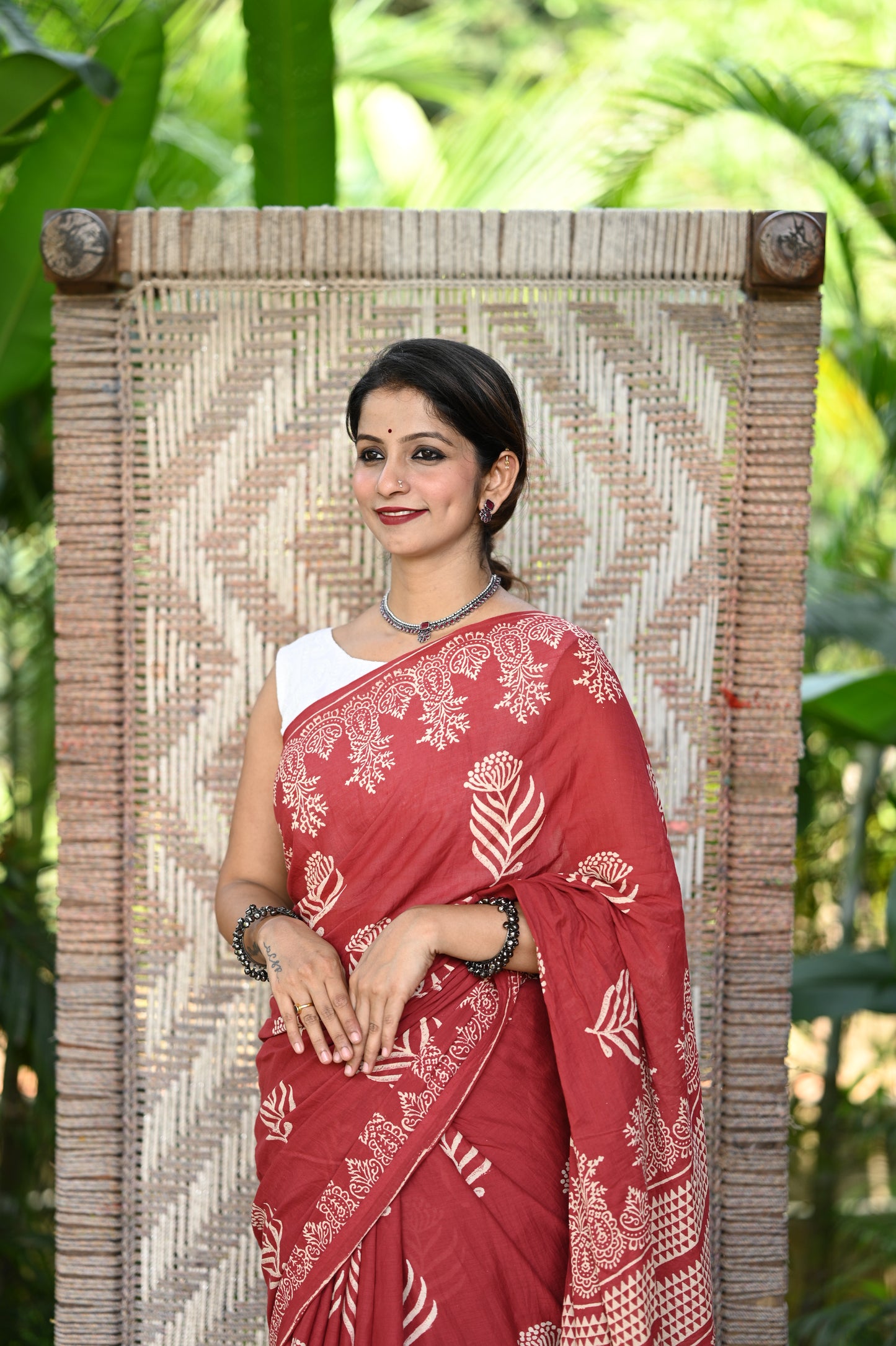 Mul cotton saree: Laasyaa